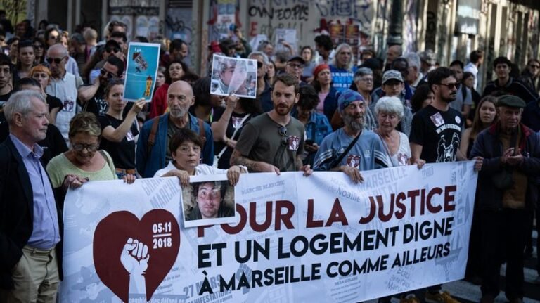 Mobilisation des associations avant le procès suite à l&rsquo;effondrement de la rue d&rsquo;Aubagne à Marseille