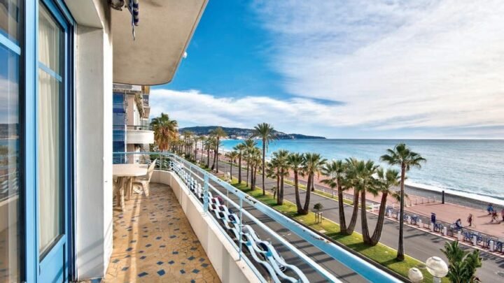 Réinventer les plages de Juan-les-Pins : un balcon sur la mer