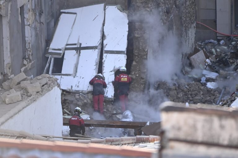 Sauvetage d&rsquo;un immeuble en danger à proximité de la rue d&rsquo;Aubagne à Marseille