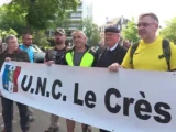 Jean-Louis, 69 ans, marche en soutien aux militaires et pompiers blessés pour la cause nationale