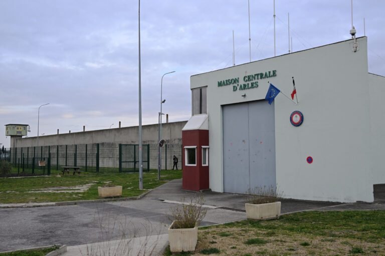 Prison d&rsquo;Arles : L&rsquo;otage interpellé sera transféré en psychiatrie