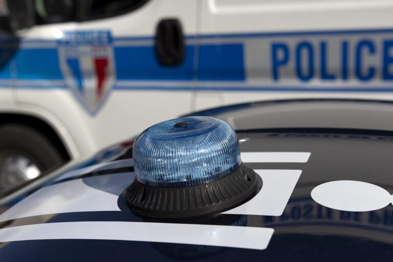 Un mystère à Cannes: Le corps d&rsquo;un jeune homme retrouvé sans identité