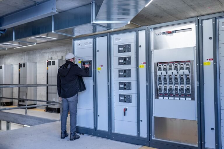 Utilisation de la technologie pour optimiser la gestion de l&rsquo;énergie dans les stations de ski