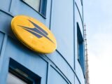 Impact du rush des colis avant Noël sur le commerce local de Digne-les-Bains