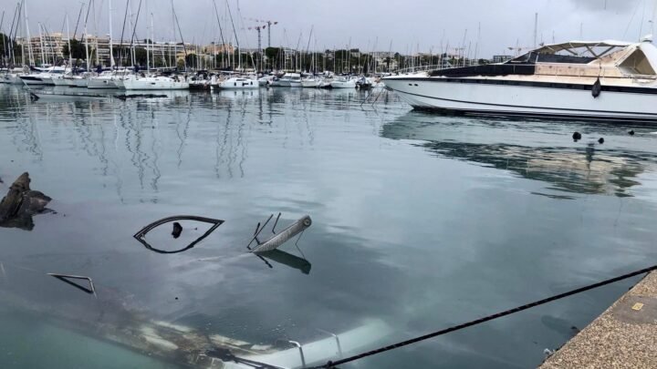 Incendie criminel : Deux bateaux ravagés par les flammes dans le Var