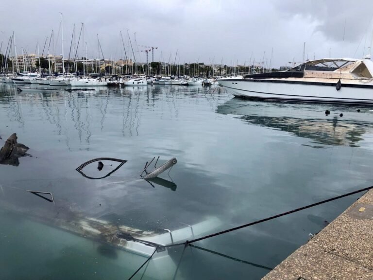Incendie criminel : Deux bateaux ravagés par les flammes dans le Var