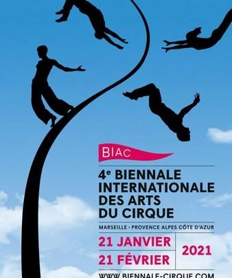Calendrier de charité mettant en scène des pères dénudés pour soutenir les activités scolaires des enfants de Seyne-les-Alpes