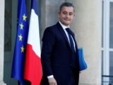 Révélation : Un CRS a été embrassé par un manifestant en 2015 après l'attentat de Charlie Hebdo