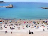 Marseille : Travaux préparatoires à la saison estivale sur la plage des Catalans