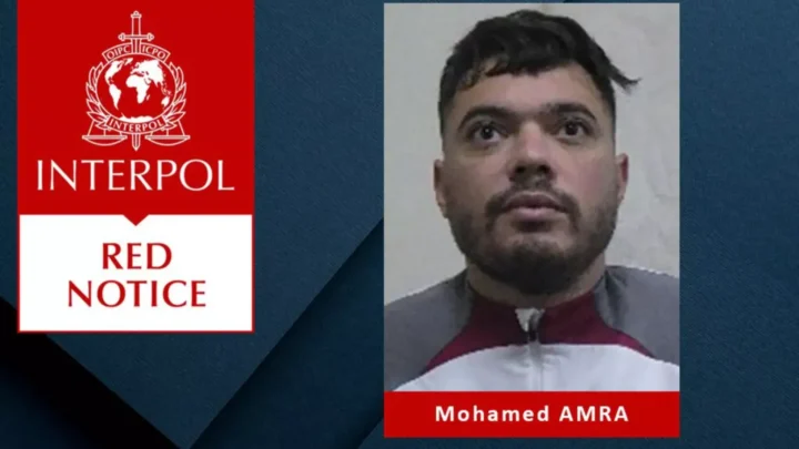 Traque en cours : deux fugitifs toujours en cavale après l’évasion d’un centre de rétention à Marseille