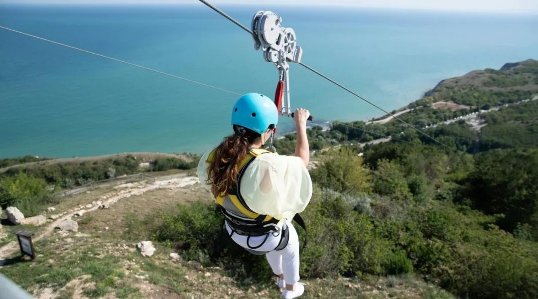 Alpes-Maritimes. Elle percute un arbre à la fin d’un parcours de tyrolienne, une femme hospitalisée (Ouest-France) Alpes-Maritimes. Elle percute un arbre à la fin d’un parcours de tyrolienne, une femme hospitalisée (Ouest-France)