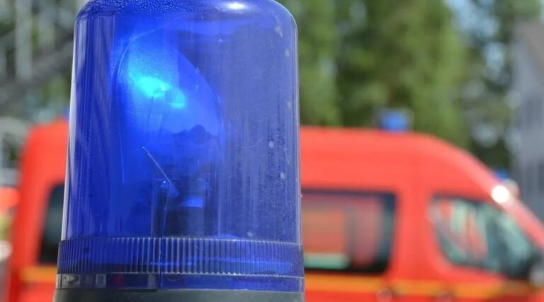 Un tir de mortier finit sur son balcon, l’appartement d’une retraitée de 93 ans détruit à Marseille  (Ouest-France)
