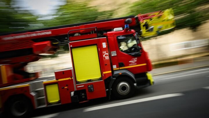 Un violent incendie se déclare dans un immeuble à Nice, un enfant et une femme en urgence absolue
