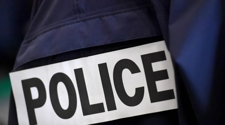 Un adolescent de 13 ans en garde à vue après avoir apporté un pistolet dans son collège dans le Var (Ouest-France)