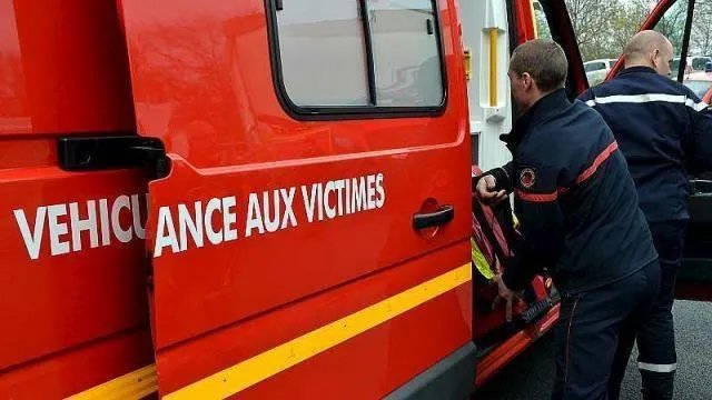 Une « toiture légère » tombe sur les clients d’un restaurant de plage du Var, cinq personnes