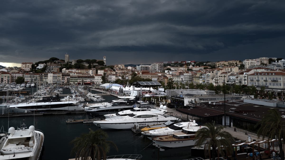 Collision entre deux bateaux près de Cannes : vitesse « élevée », règles non respectées… le point sur l&rsquo;enquête