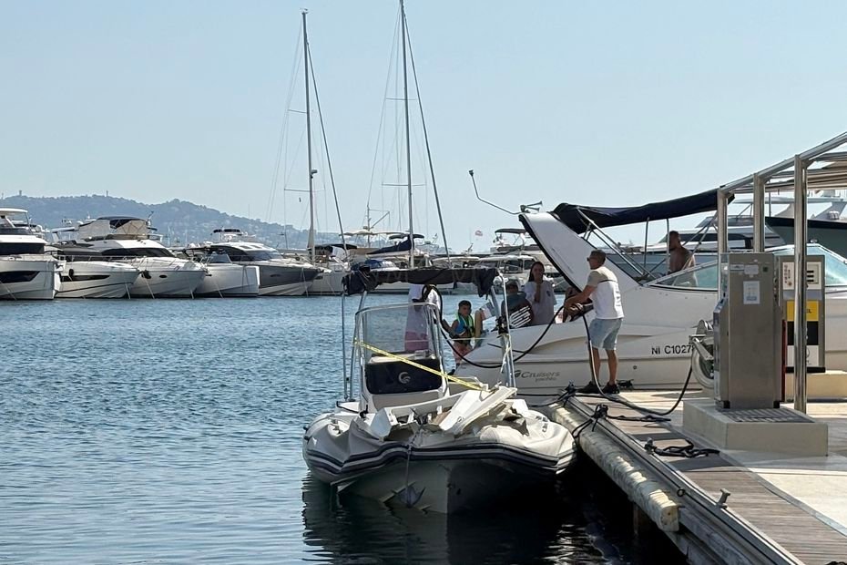 Deux semaines après la violente collision entre deux bateaux dans la baie de Cannes, un corps sans vie retrouv
