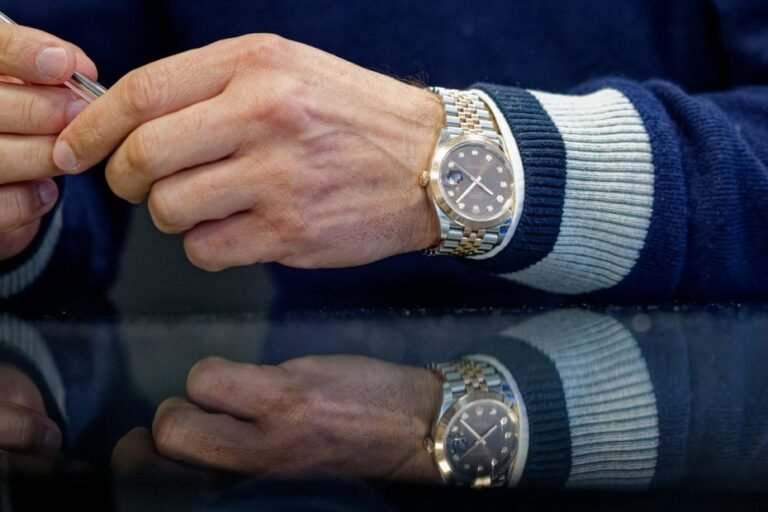 Ils volent une montre de luxe au bras d&rsquo;un diplomate qatari, trois hommes placés en détention dans l&rsquo;attente d