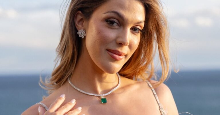 Iris Mittenaere : ses photos de rêve en Sardaigne, une escapade idyllique loin des tapis rouges