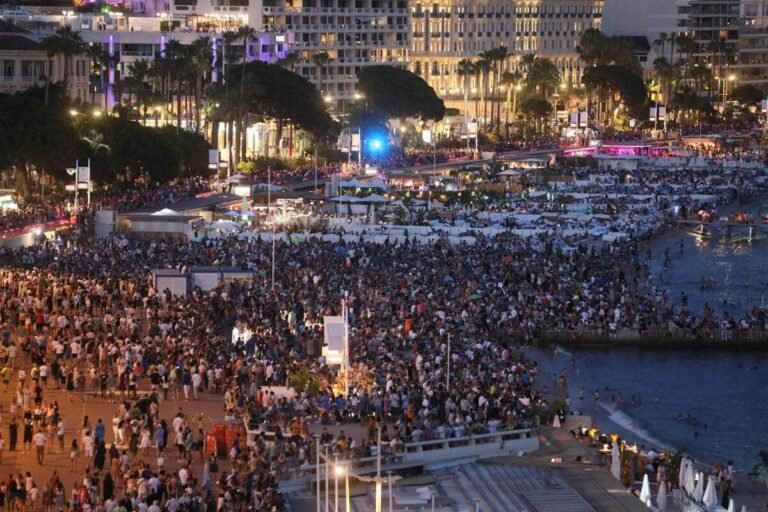 « Je n’ai jamais vu autant de monde » : Cannes fait-elle le plein cet été ? Ce que disent les premiers chiffres de fréquentation