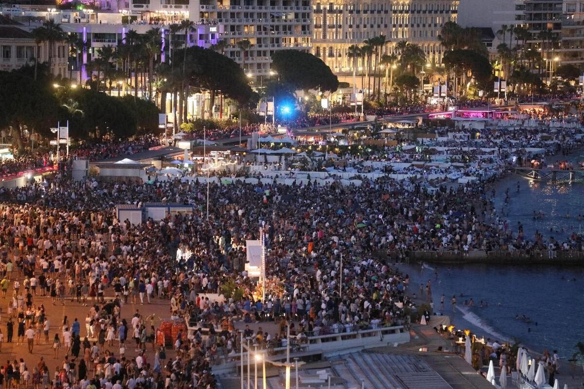 « Je n’ai jamais vu autant de monde » : Cannes fait-elle le plein cet été ? Ce que disent les premiers chiffres de fréquentation