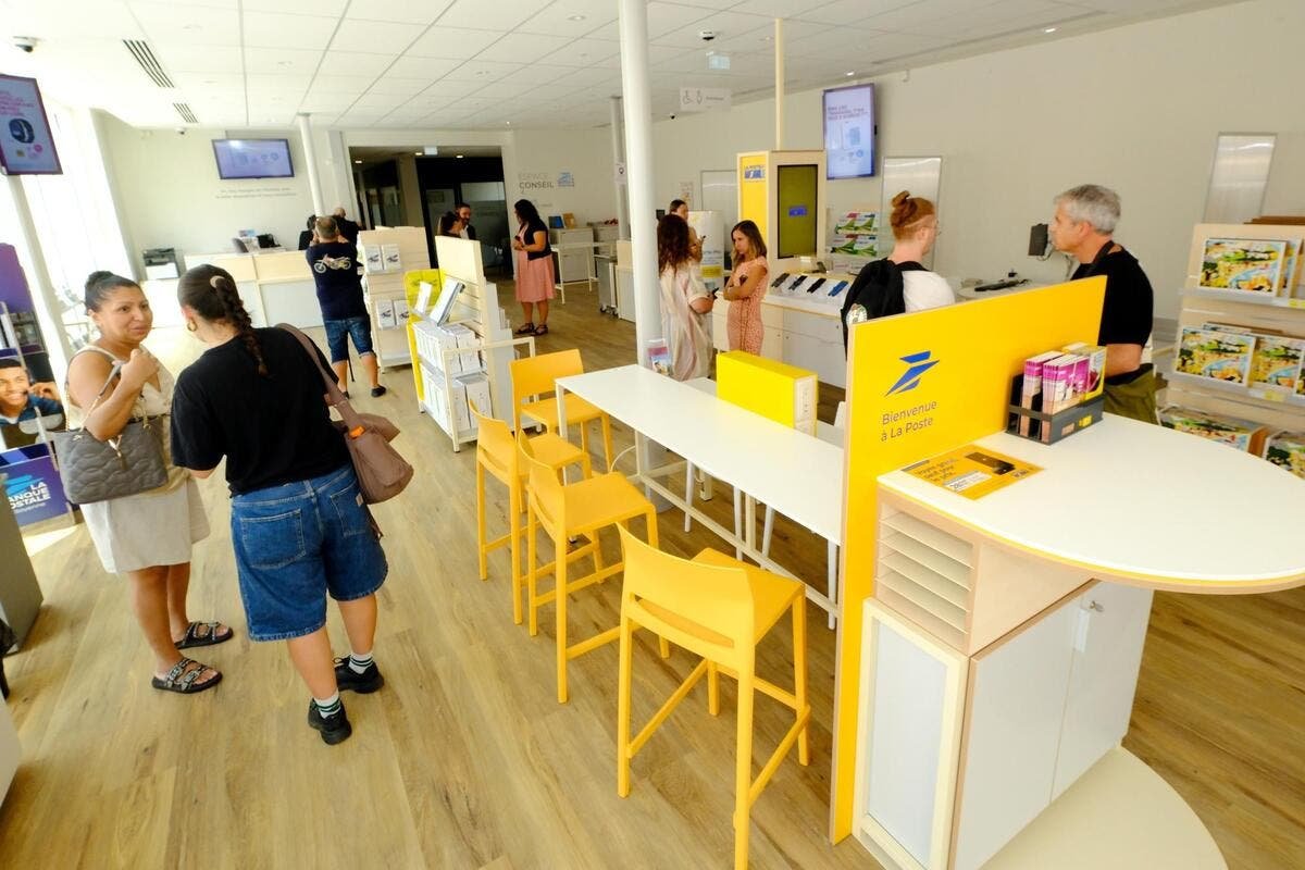 « Le parcours client va s’améliorer » : le nouveau bureau de Poste de Cannes La Bocca ouvre ses portes