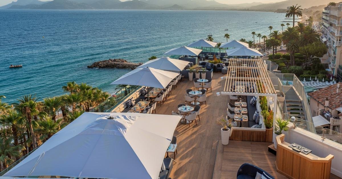 Le rooftop Marea, la parenthèse suspendue au-dessus de la Riviera