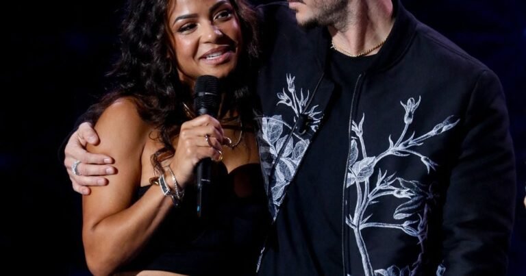 M. Pokora et Christina Milian ensemble sur scène : moment inoubliable devant des milliers de personnes à Cannes, avec un grand nom de la musique