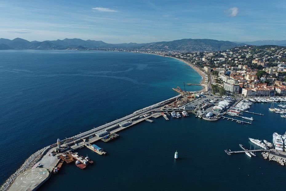 Un corps signalé au large de Cannes et de Mandelieu-la-Napoule, il pourrait s&rsquo;agir de celui disparu dans une c