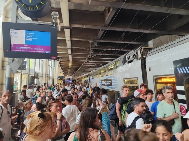 « Un TER BreizhGo à Cannes ! » : mais pourquoi des trains de la Région Bretagne circulent-ils dans le sud de la France ?