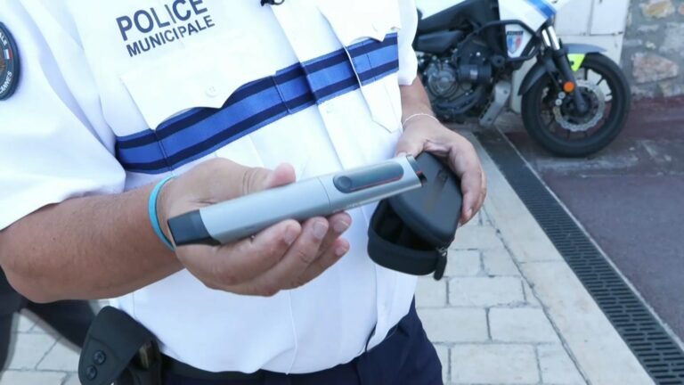 « Une double illégalité »: à Cannes, les automobilistes sont contrôlés pour détecter le protoxyde d&rsquo;azote,…