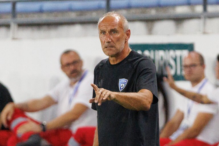 Avant SCB-Cannes – Laurent Peyrelade : «J’ai envie qu’on ouvre c…