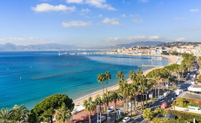 Cannes devient un plateau de cinéma à ciel ouvert