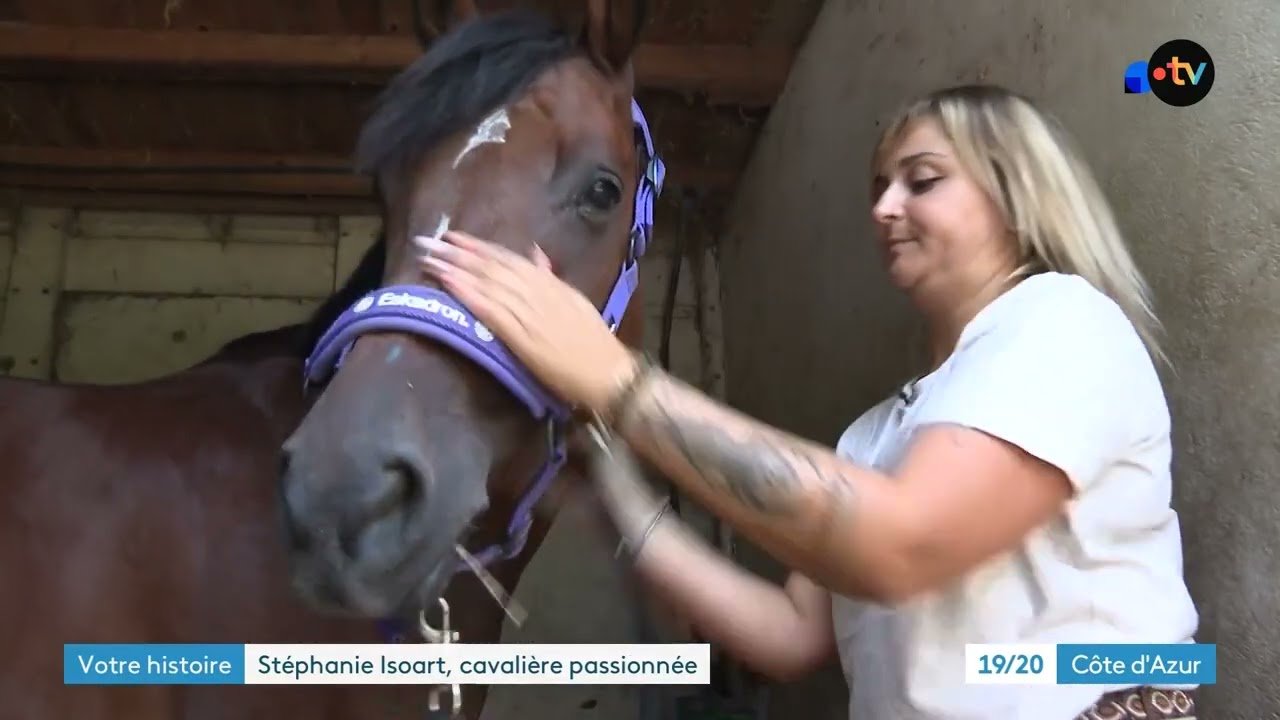 Elle consacre sa vie à l&rsquo;équitation : depuis l&rsquo;âge de 5 ans, Stéphanie est une cavalière passionnée