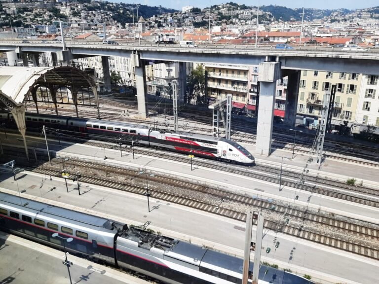 Grosse galère pour les voyageurs : aucun train SNCF ne circulera entre Antibes et Monaco pendant 24h