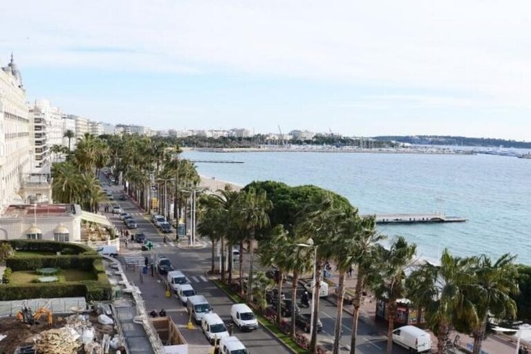 « J’ai honte, je regrette… » : l’homme à trottinette qui avait arraché violemment le collier d’une octogénaire en plein centre-ville de Cannes condamné à de la prison ferme