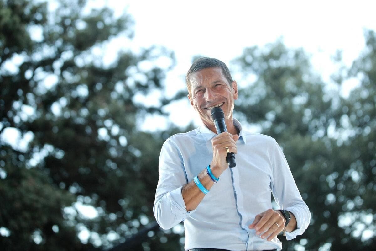 « Je suis un pied de nez à tous les candidats du système » : le maire de Cannes David Lisnard réagit après avoir déjà obtenu 500 promesses de parrainages pour l’élection présidentielle