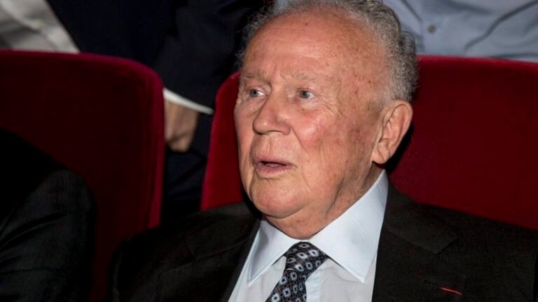 Mort de Philippe Bouvard : le domicile du chroniqueur a été « visité » pendant ses obsèques, un bijou et de l’ar