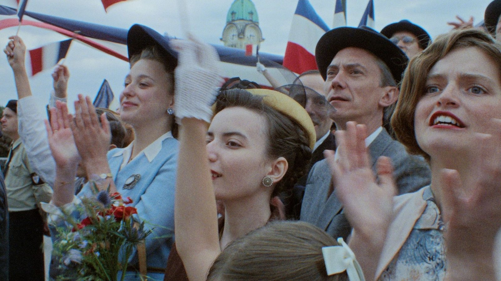 « Notre Salut » : Un film sur la collaboration ordinaire sous Vichy avec Swann Arlaud et Sandrine Blancke, réalisé par Emmanuel Marre, Prix du Scénario au Festival de Cannes