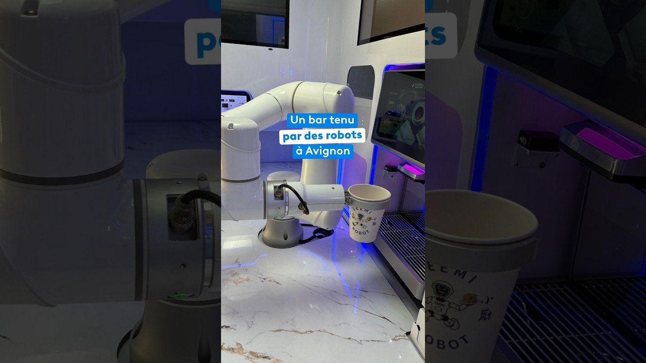 Premier bar tenu par des robots à Avignon