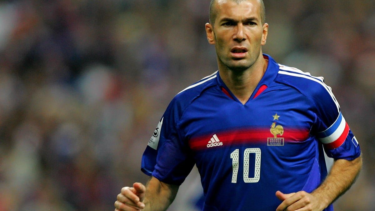 «Tous les soirs, quand j&rsquo;étais seul dans ma chambre, je pleurais» : Zinédine Zidane a levé le voile sur cette période difficile de sa vie