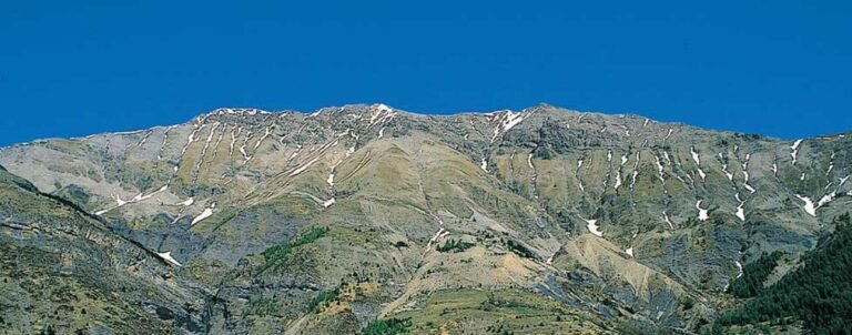 Voyager à vélo : une autre façon de découvrir les Alpes-Maritimes