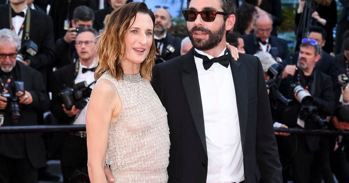 Avec Benjamin et leurs 2 enfants, Camille Cottin a un rêve de vacances loin du luxe et des paillettes