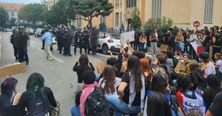 Blocus des lycées : des heurts devant plusieurs établissements des Alpes-Maritimes