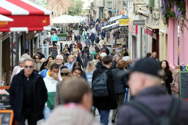 « Ça n’a jamais été un gros point chaud ici » : face à l’annonce d’un « Acte II » du retour des Gilets jaunes ce samedi, les commerçants d’Antibes peu inquiets