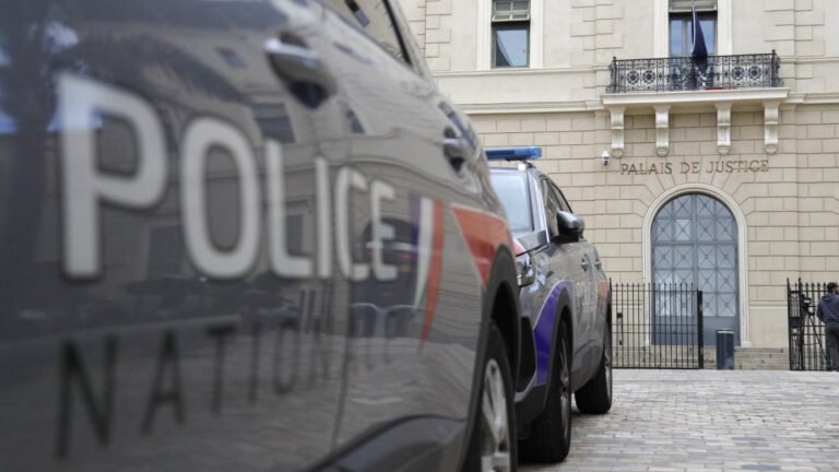 Des personnes cagoulées tirent sur un homme en train de faire le guet à Cannes, trois mises en examen