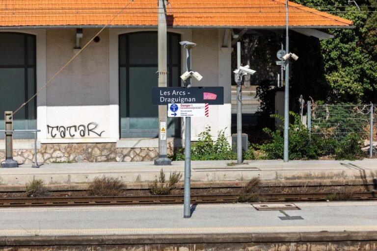 Le trafic ferroviaire entre Les Arcs-Draguignan et Cannes reste perturbé avec une circulation sur une voie : le retour à la normale prévu samedi matin