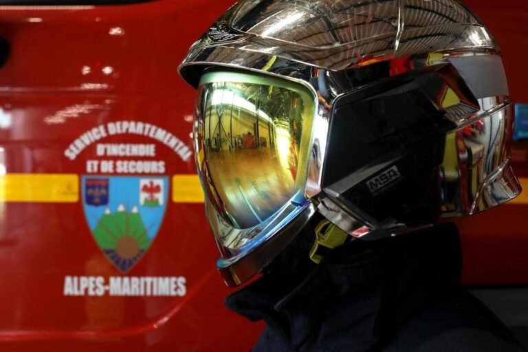 Les pompiers interviennent pour un feu de détritus d’environ 300 m² près de Cannes, ce mardi soir
