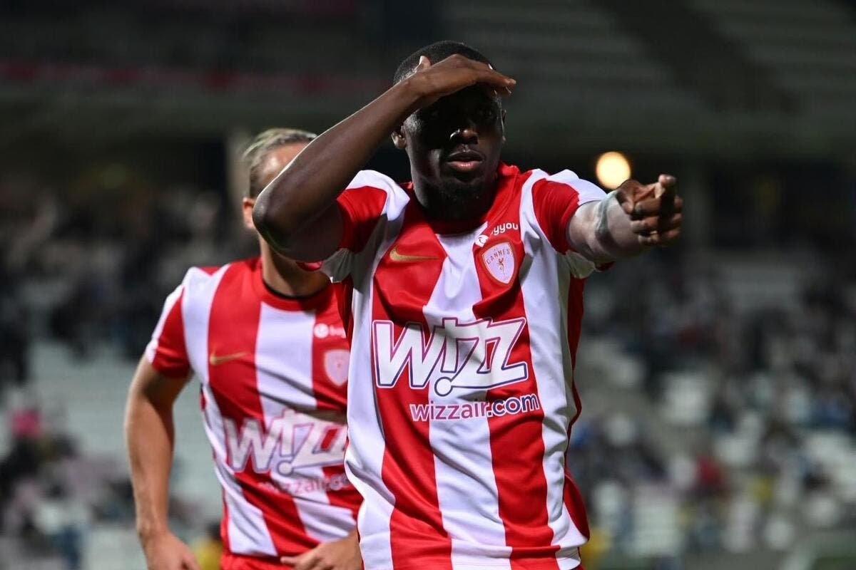 «  Mes deux buts, c’est surtout de l’instinct » : grâce à un doublé de Sidibé, l’AS Cannes s’offre Quevilly (3-1) et remonte au classement de la Ligue 3
