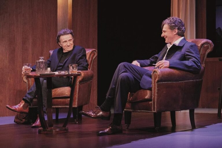 « On n’est pas du tout dans un combat de coqs » : Thierry Frémont nous parle d’« Une heure à t’attendre », la pièce qu’il jouera à Cannes et Monaco cette semaine